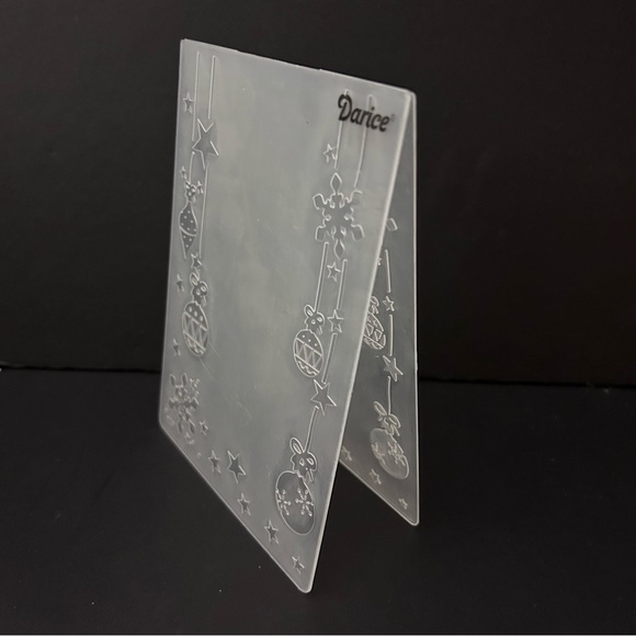 Darice 4” x 6” embossing folder - ORNAMENTS - Picture 5 of 6